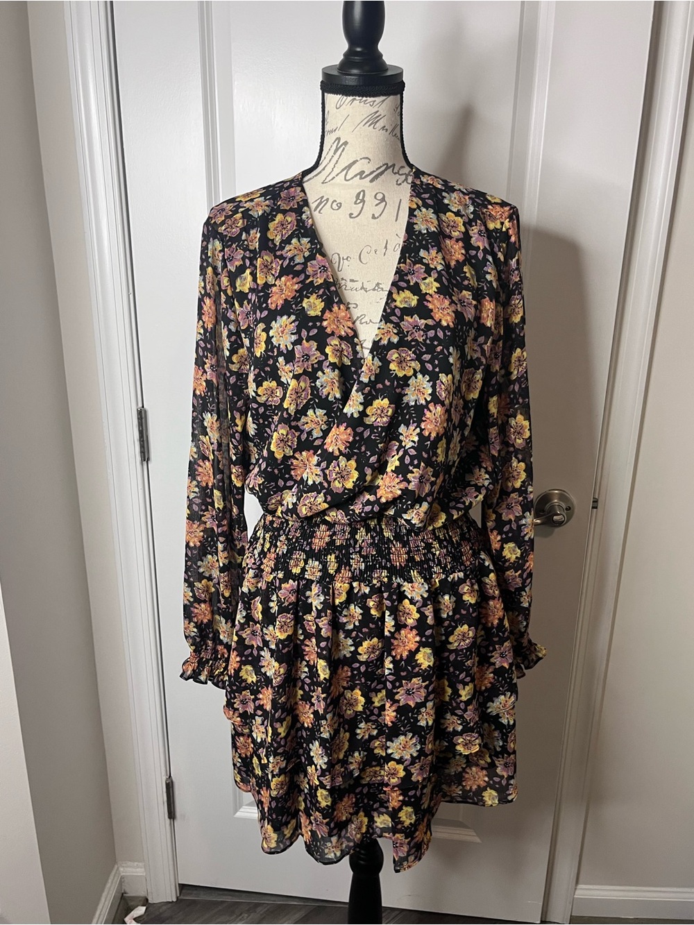 Aqua Black Floral V-Neck Long Sleeve Smocked Waist Dress